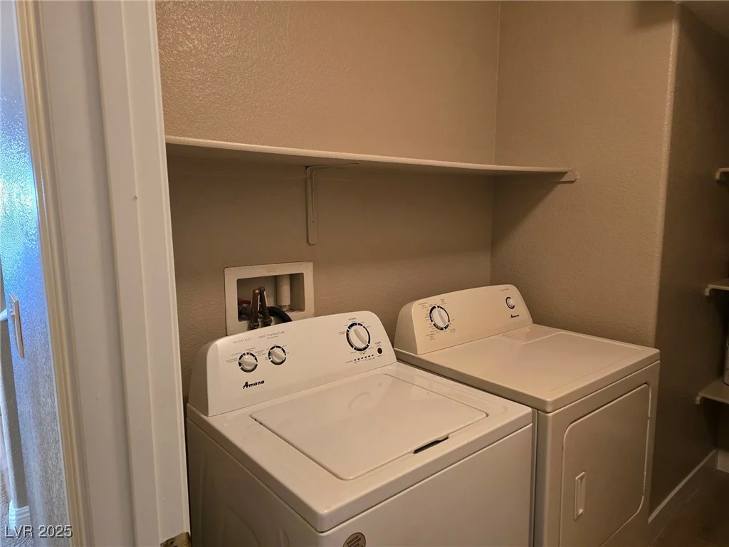 1142 Grass Pond, Henderson, NV 89002