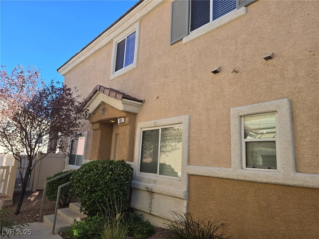 1142 Grass Pond, Henderson, NV 89002