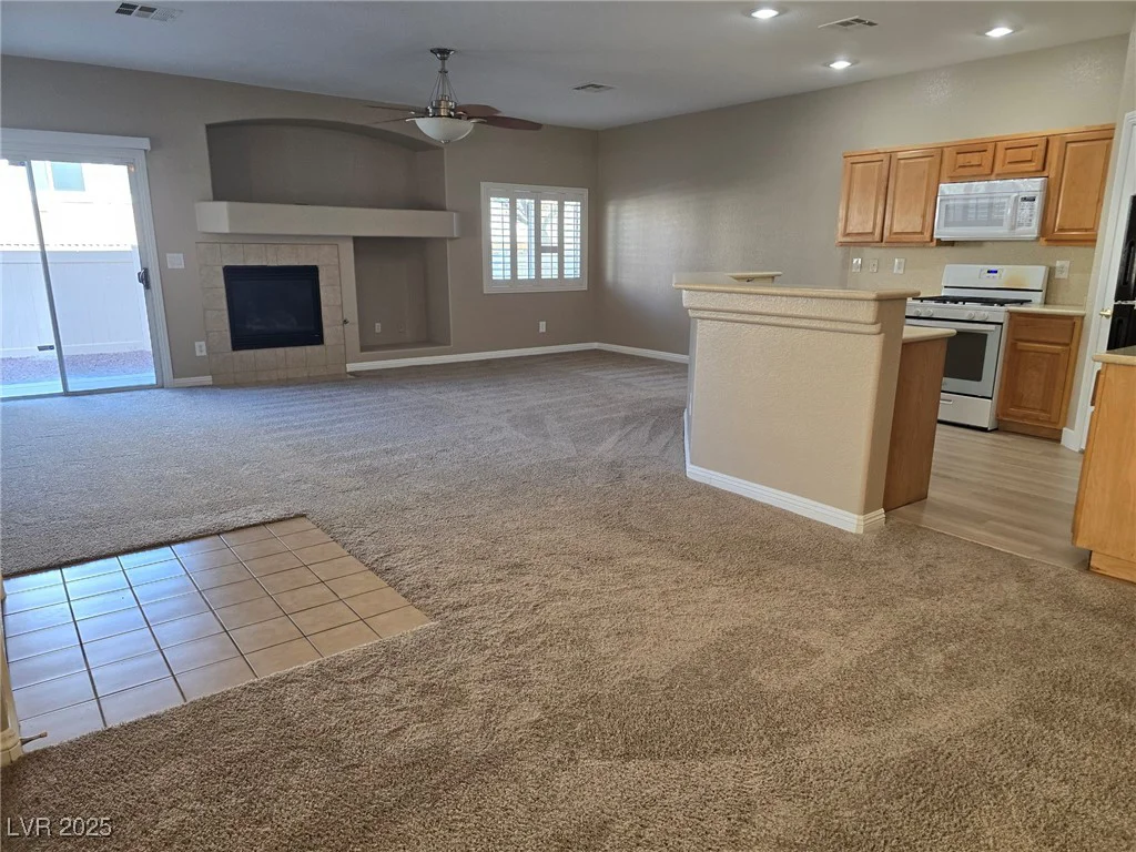 1142 Grass Pond, Henderson, NV 89002