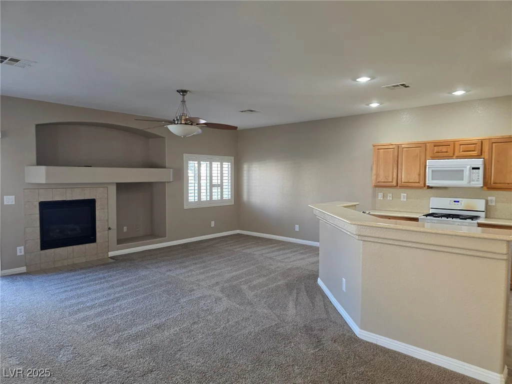 1142 Grass Pond, Henderson, NV 89002