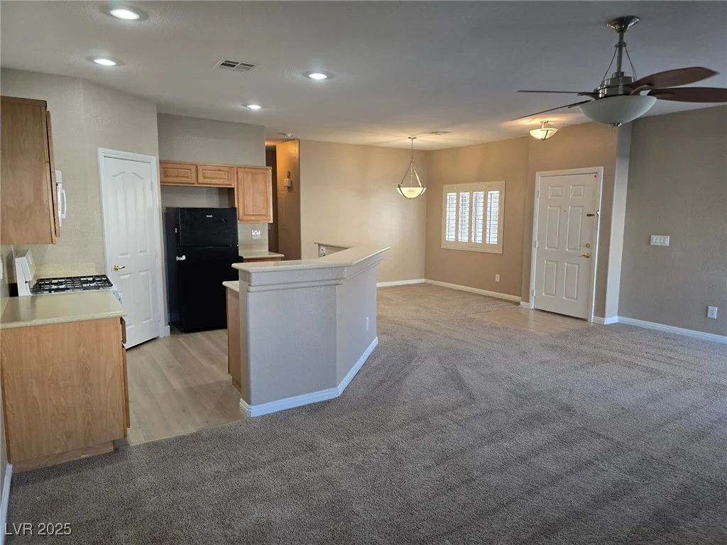 1142 Grass Pond, Henderson, NV 89002