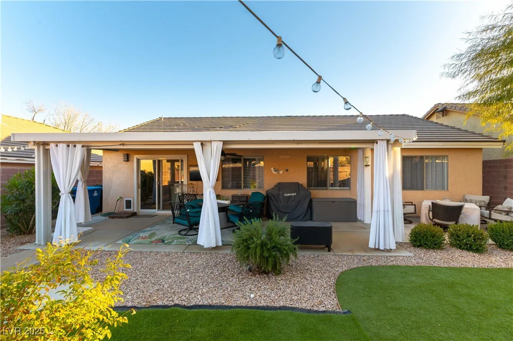 1066 Bootspur, Henderson, NV 89012