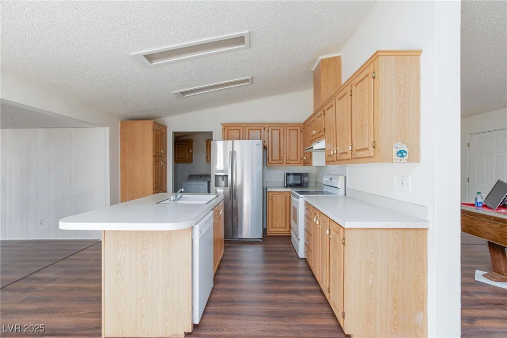 1351 Betty, Pahrump, NV 89060