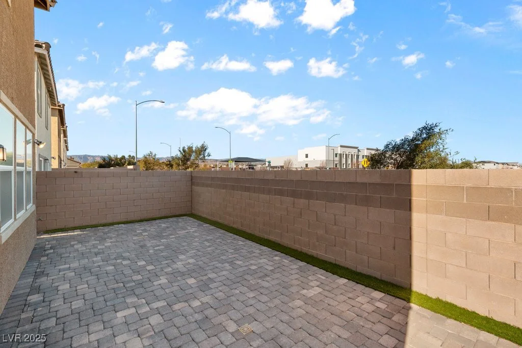 6986 Bard, Las Vegas, NV 89113