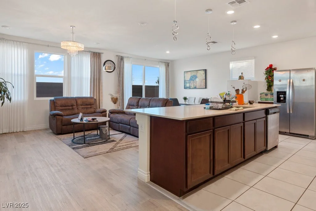 6986 Bard, Las Vegas, NV 89113