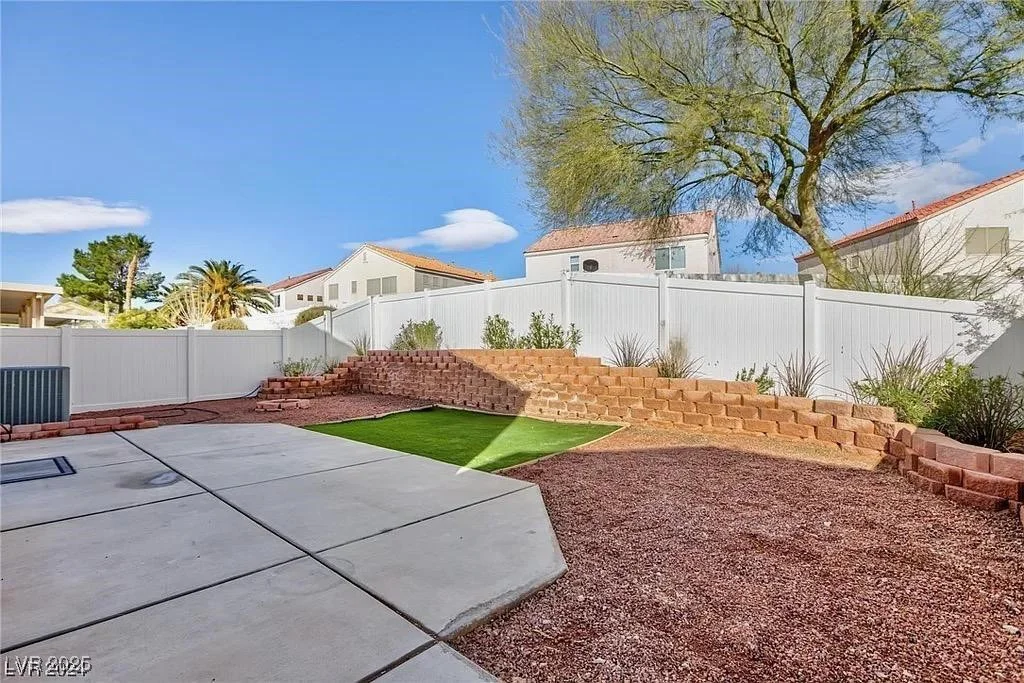 618 Lava Beds, North Las Vegas, NV 89084