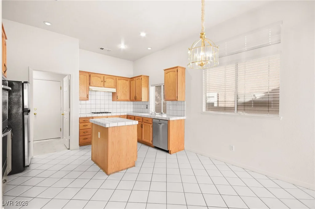 2260 Norway Pine, Las Vegas, NV 89134