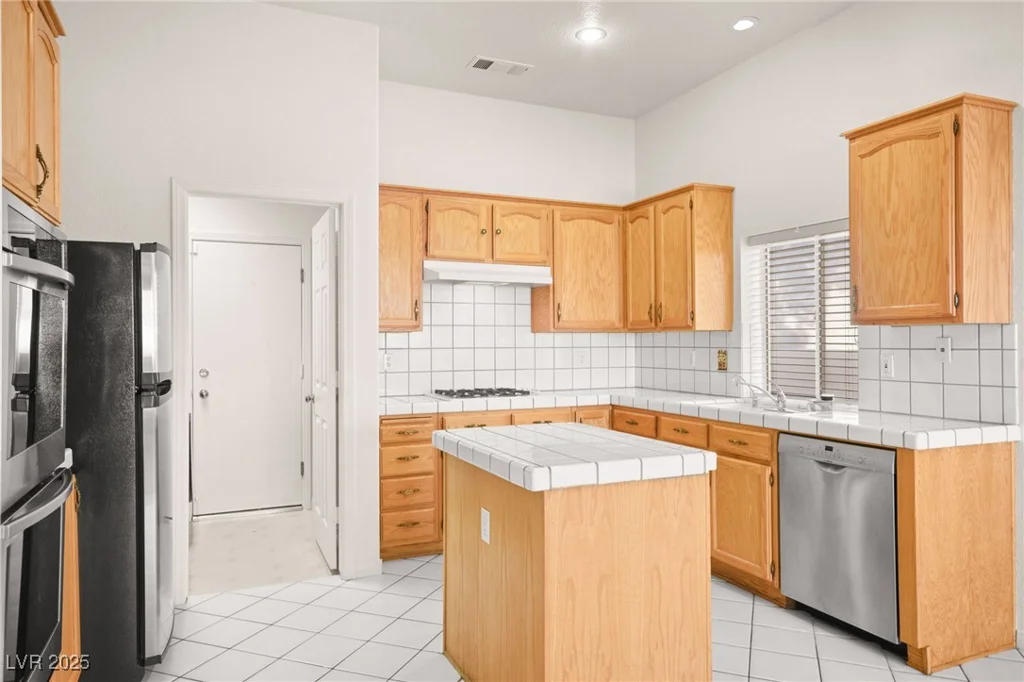 2260 Norway Pine, Las Vegas, NV 89134