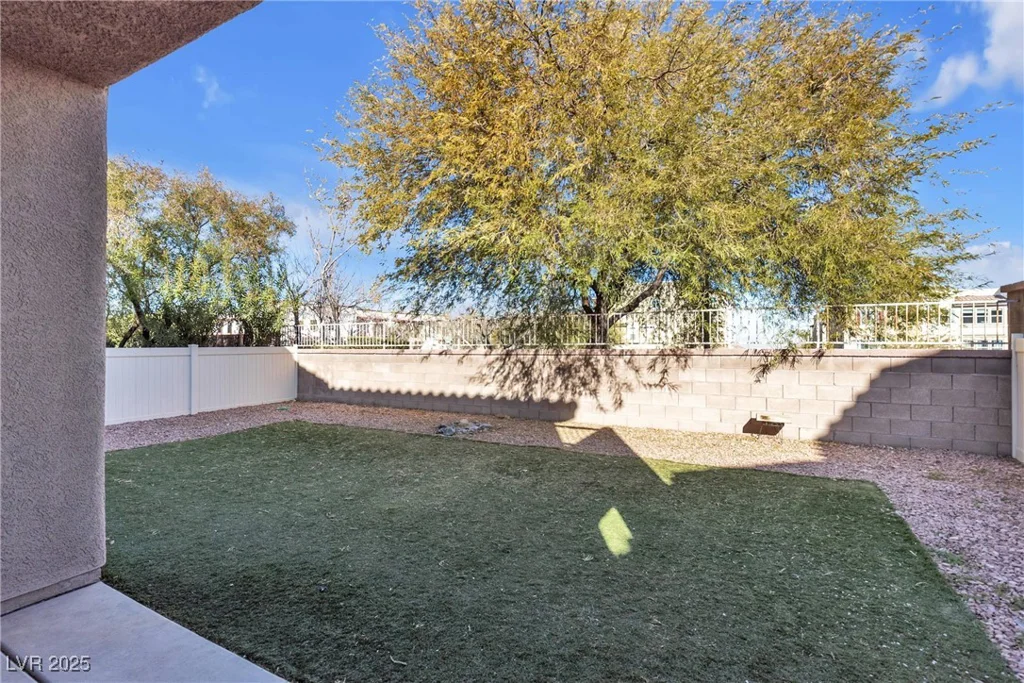 1320 Robbers Roost, Henderson, NV 89012