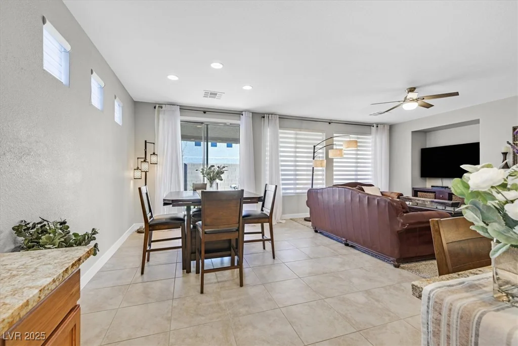 988 Buffalo River, Henderson, NV 89002