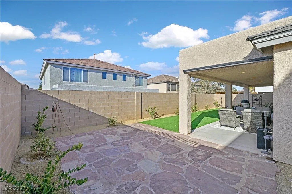 988 Buffalo River, Henderson, NV 89002