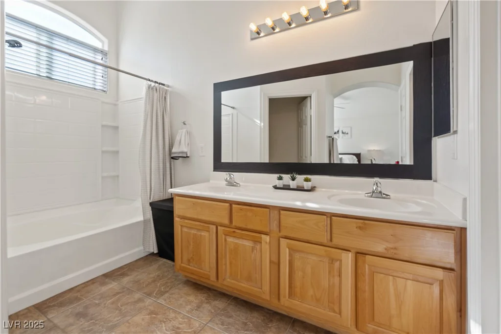9077 Camp Light, Las Vegas, NV 89149