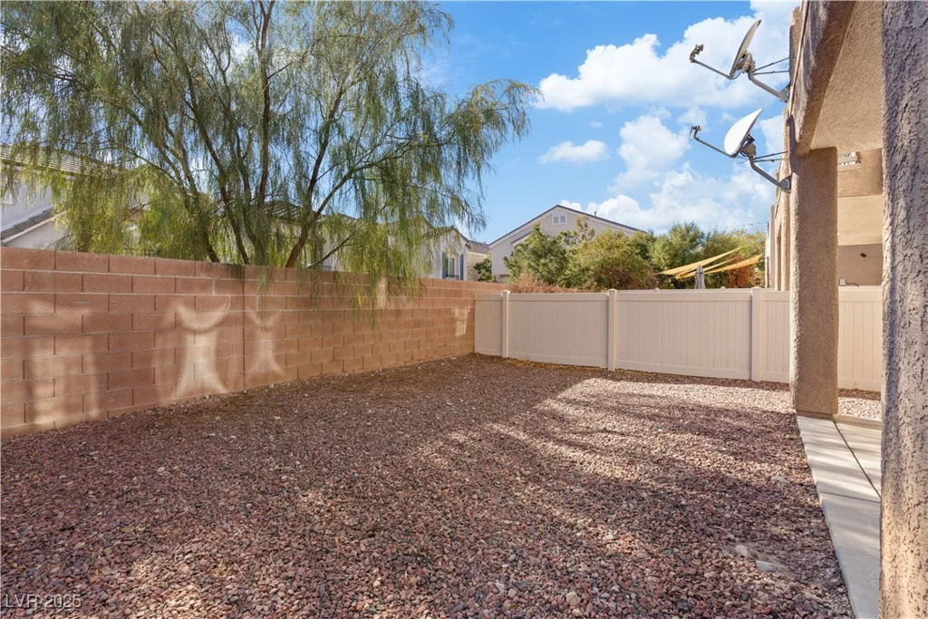 9077 Camp Light, Las Vegas, NV 89149