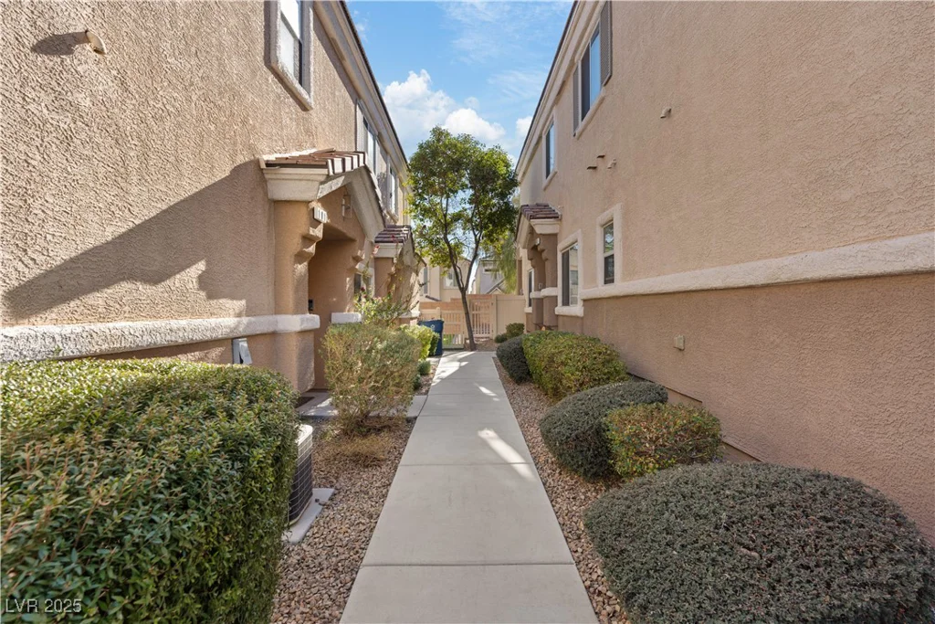 9077 Camp Light, Las Vegas, NV 89149