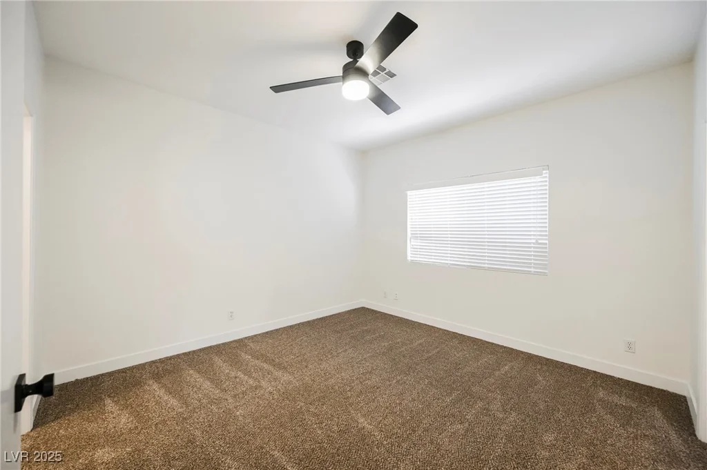 886 Park Walk, Las Vegas, NV 89123