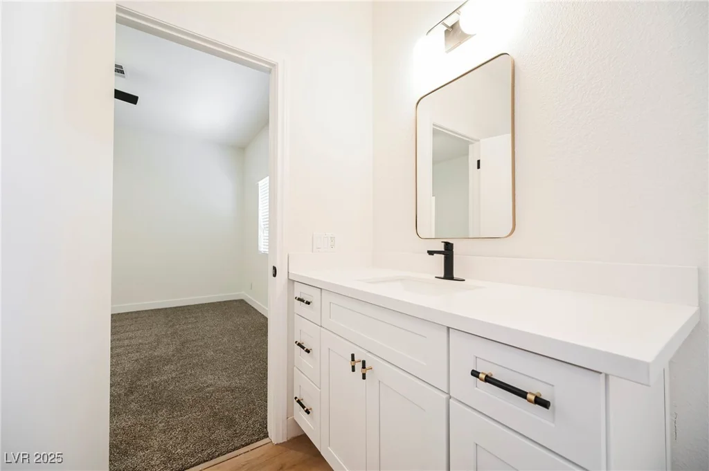 886 Park Walk, Las Vegas, NV 89123