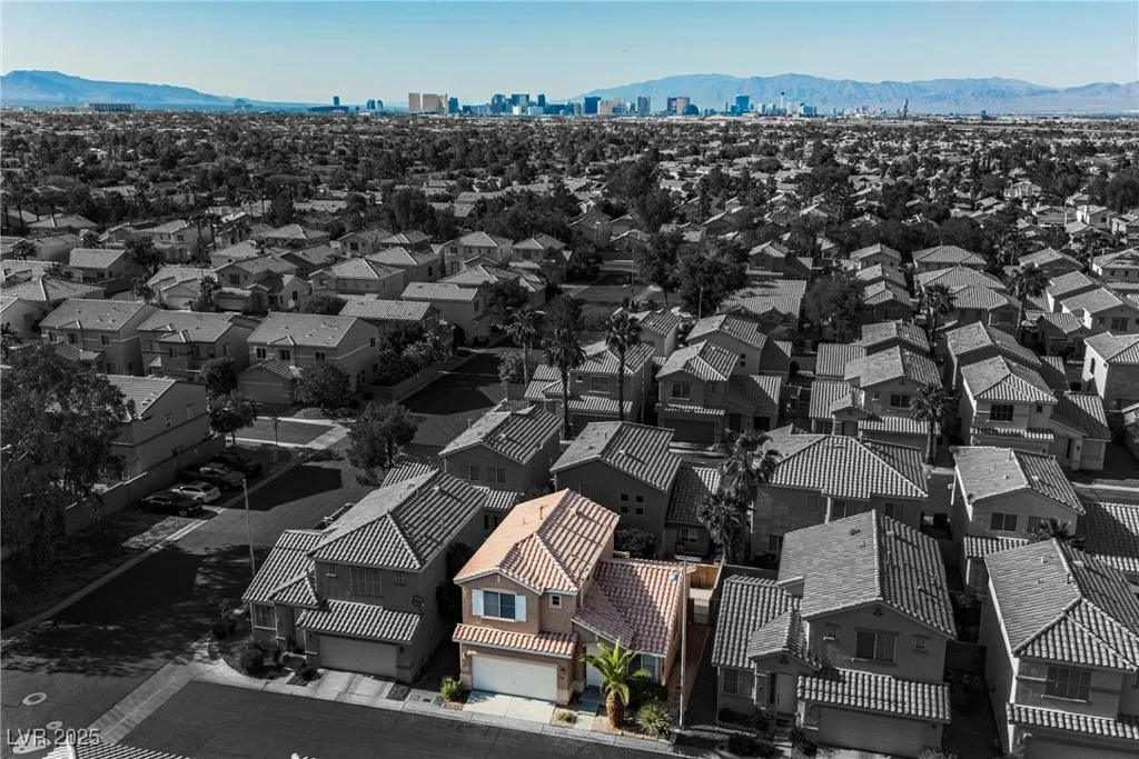 886 Park Walk, Las Vegas, NV 89123