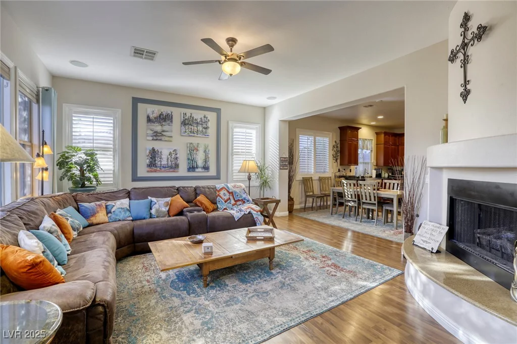 9343 White Waterfall, Las Vegas, NV 89149