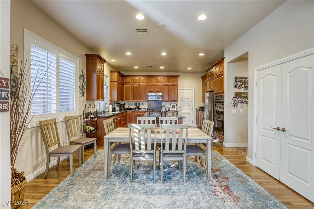 9343 White Waterfall, Las Vegas, NV 89149