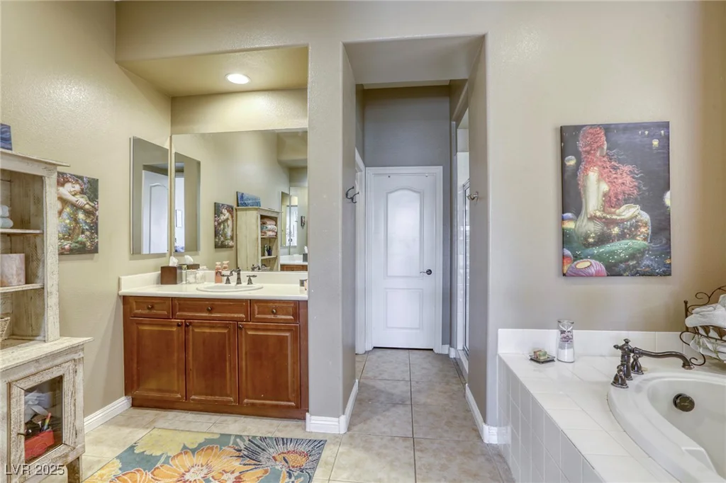 9343 White Waterfall, Las Vegas, NV 89149