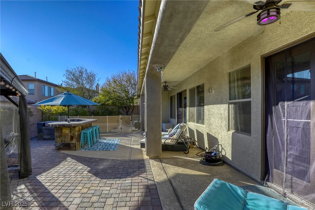 9343 White Waterfall, Las Vegas, NV 89149