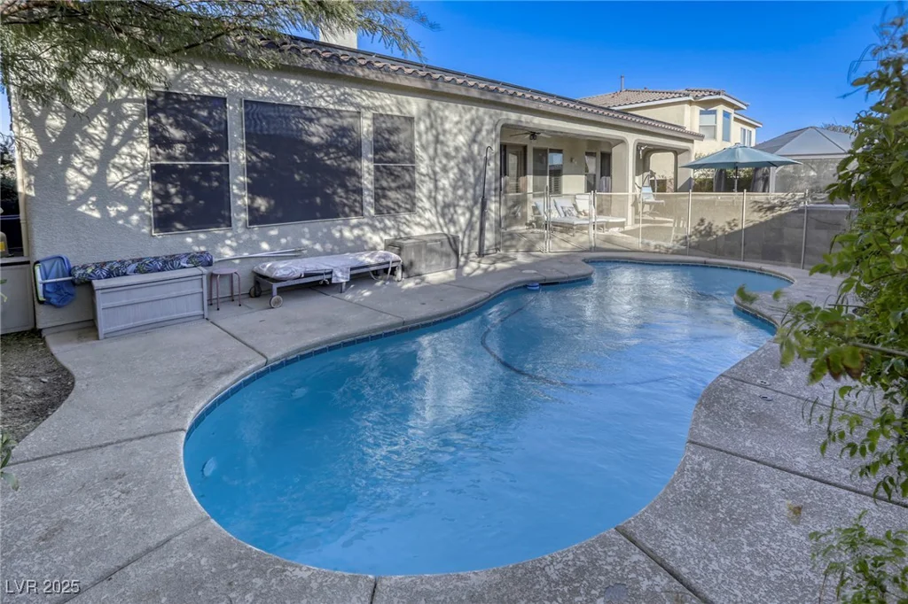 9343 White Waterfall, Las Vegas, NV 89149