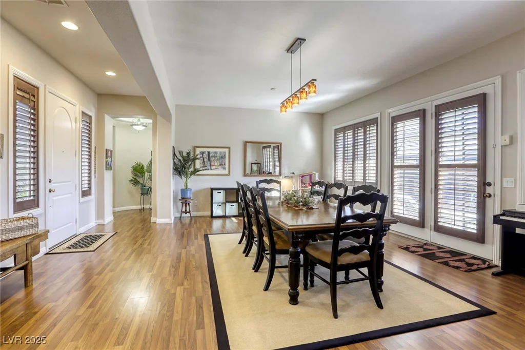 9343 White Waterfall, Las Vegas, NV 89149