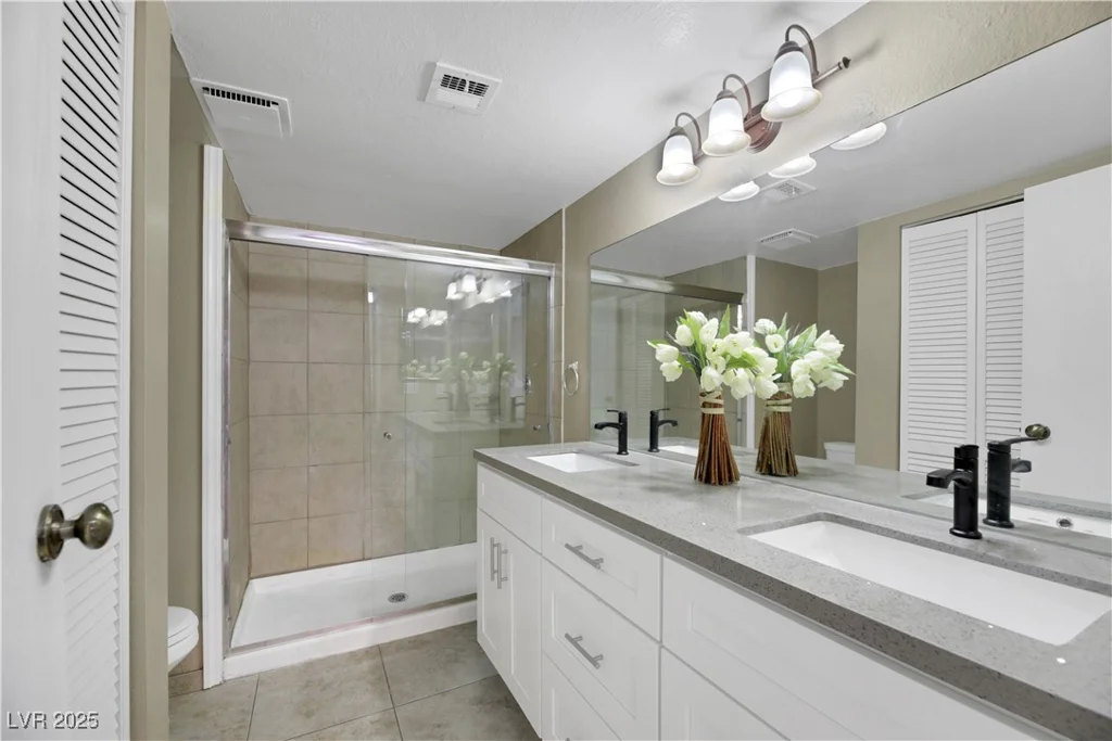 4752 Obannon, Las Vegas, NV 89102