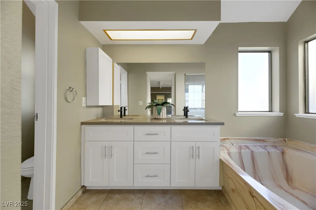 4752 Obannon, Las Vegas, NV 89102