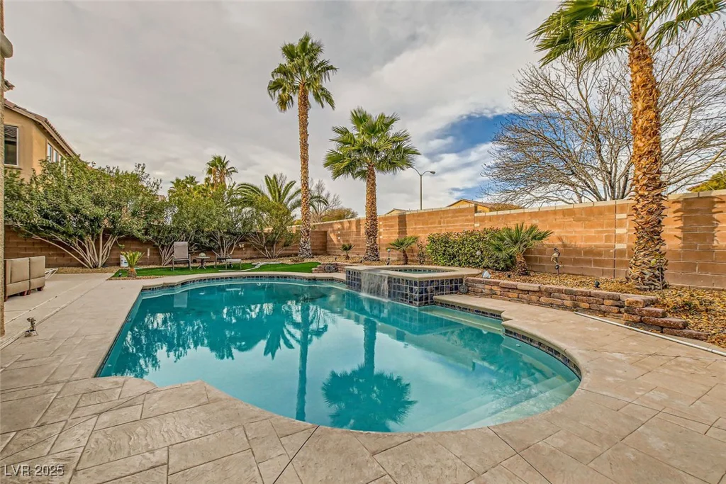 6917 Snow Finch, North Las Vegas, NV 89084