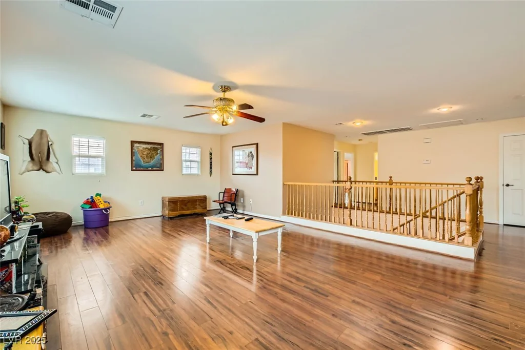 6917 Snow Finch, North Las Vegas, NV 89084