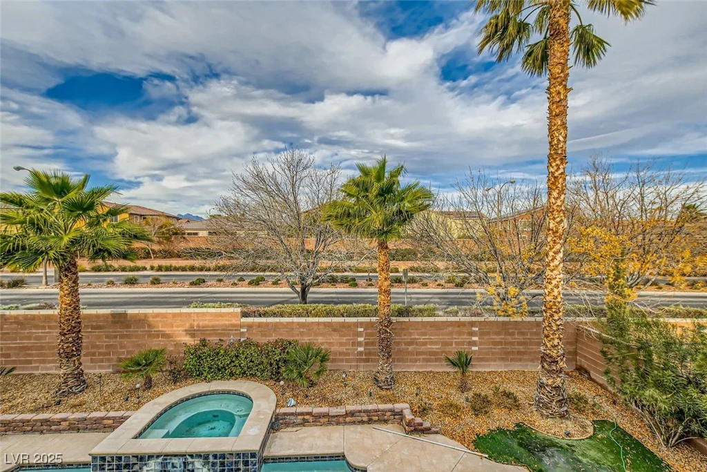 6917 Snow Finch, North Las Vegas, NV 89084