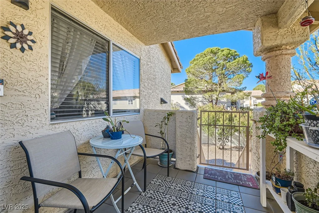 1301 Pinto Rock, Las Vegas, NV 89128