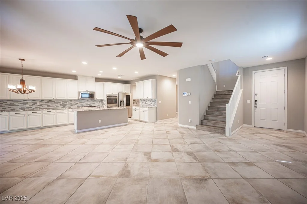 12461 Mosticone, Las Vegas, NV 89141
