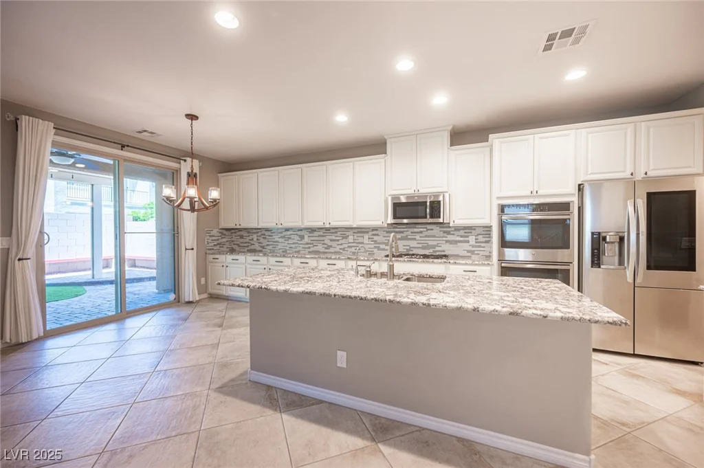 12461 Mosticone, Las Vegas, NV 89141