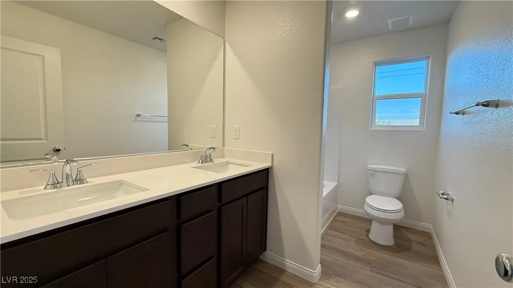 7308 Davenbury, Las Vegas, NV 89113