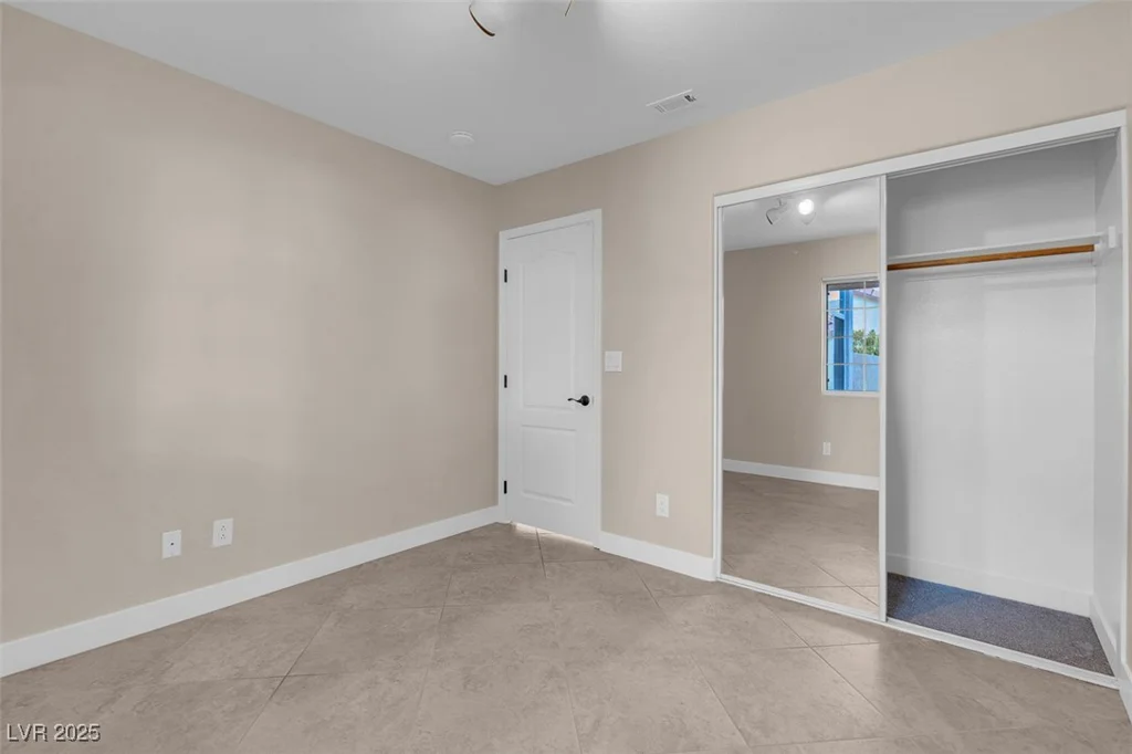 421 Flores, Las Vegas, NV 89123