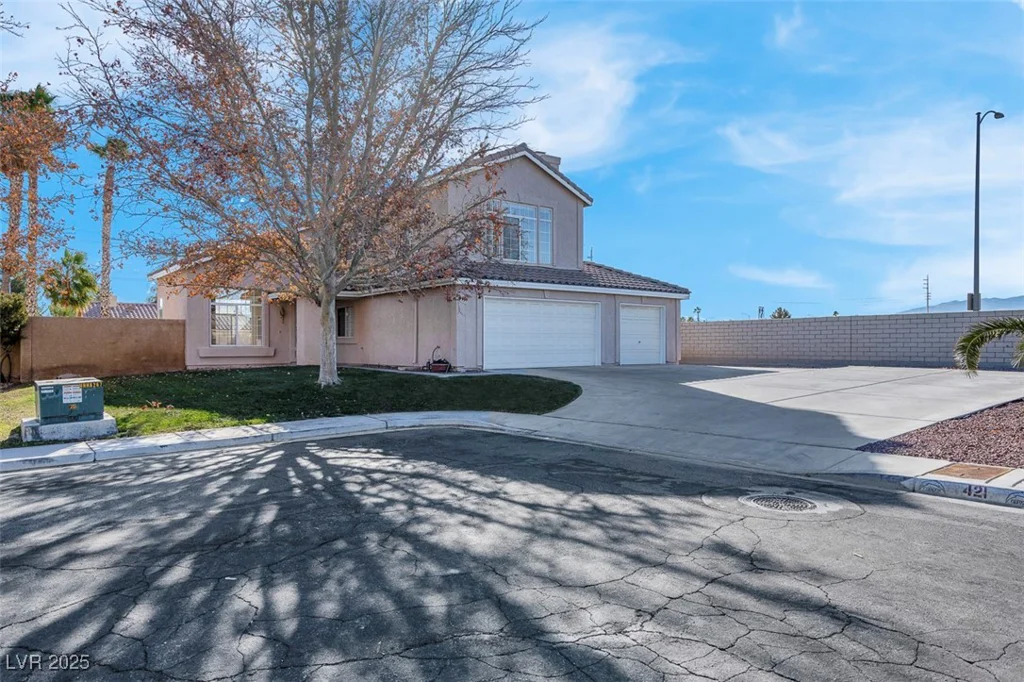 421 Flores, Las Vegas, NV 89123