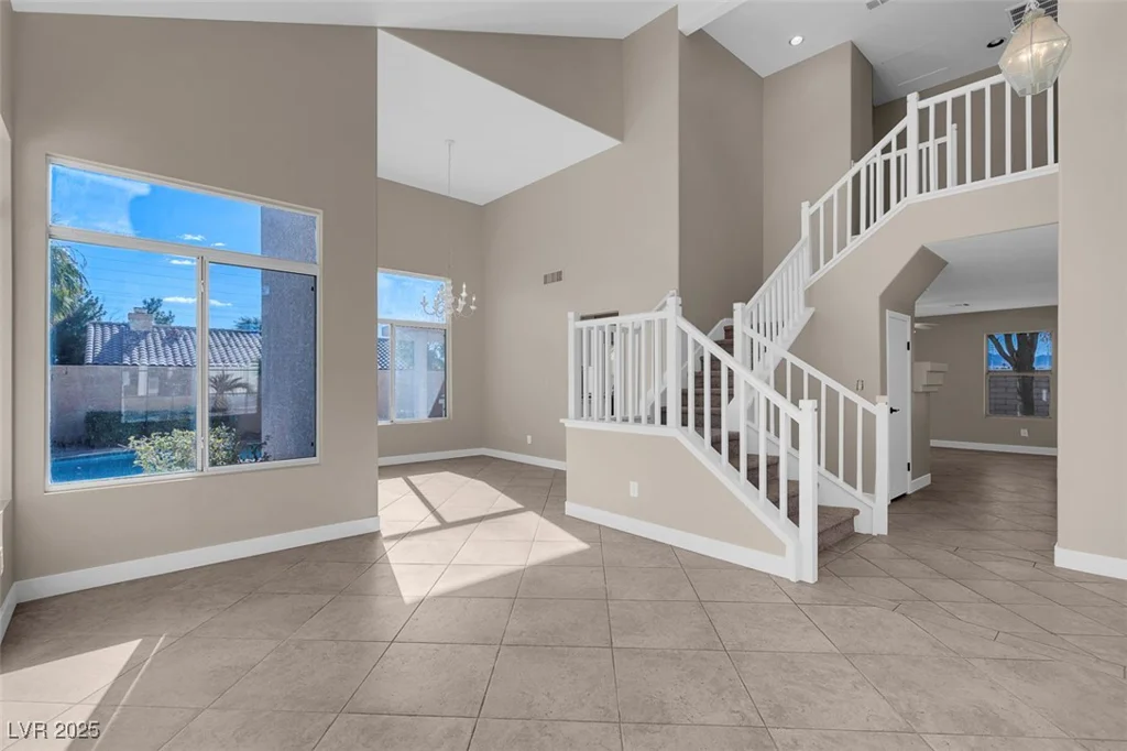 421 Flores, Las Vegas, NV 89123