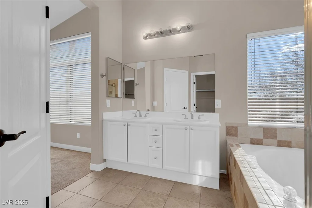 421 Flores, Las Vegas, NV 89123