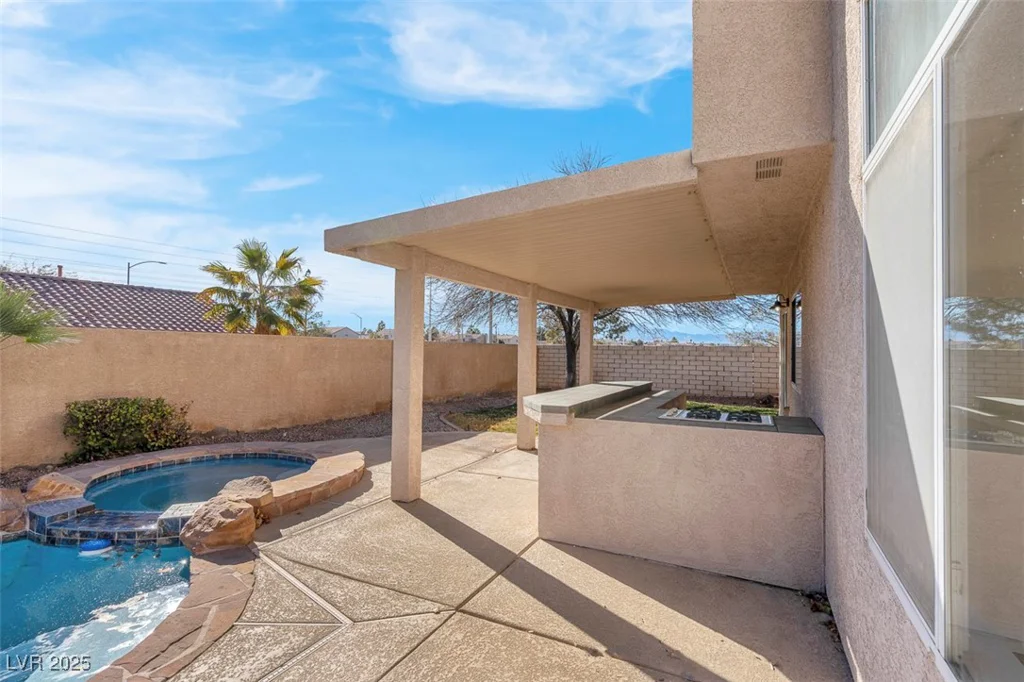 421 Flores, Las Vegas, NV 89123