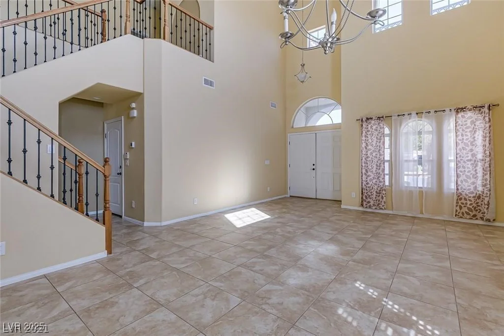 9893 Cove Haven, Las Vegas, NV 89178