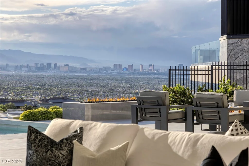643 Cityview Ridge, Henderson, NV 89012