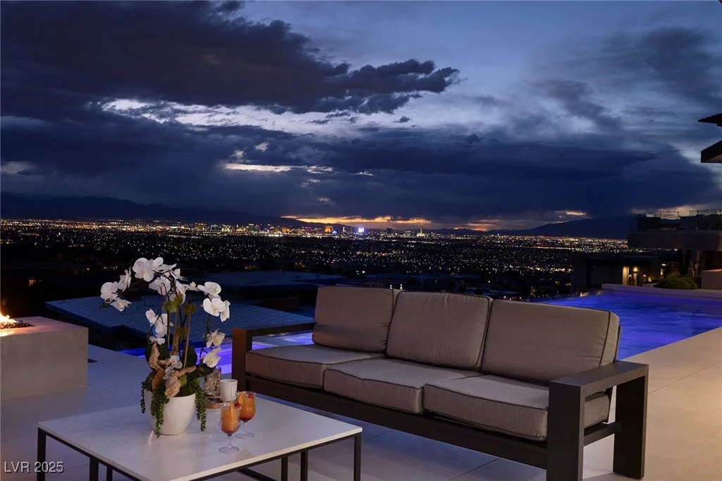 643 Cityview Ridge, Henderson, NV 89012