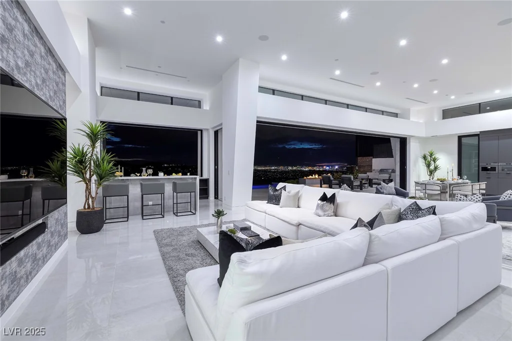 643 Cityview Ridge, Henderson, NV 89012