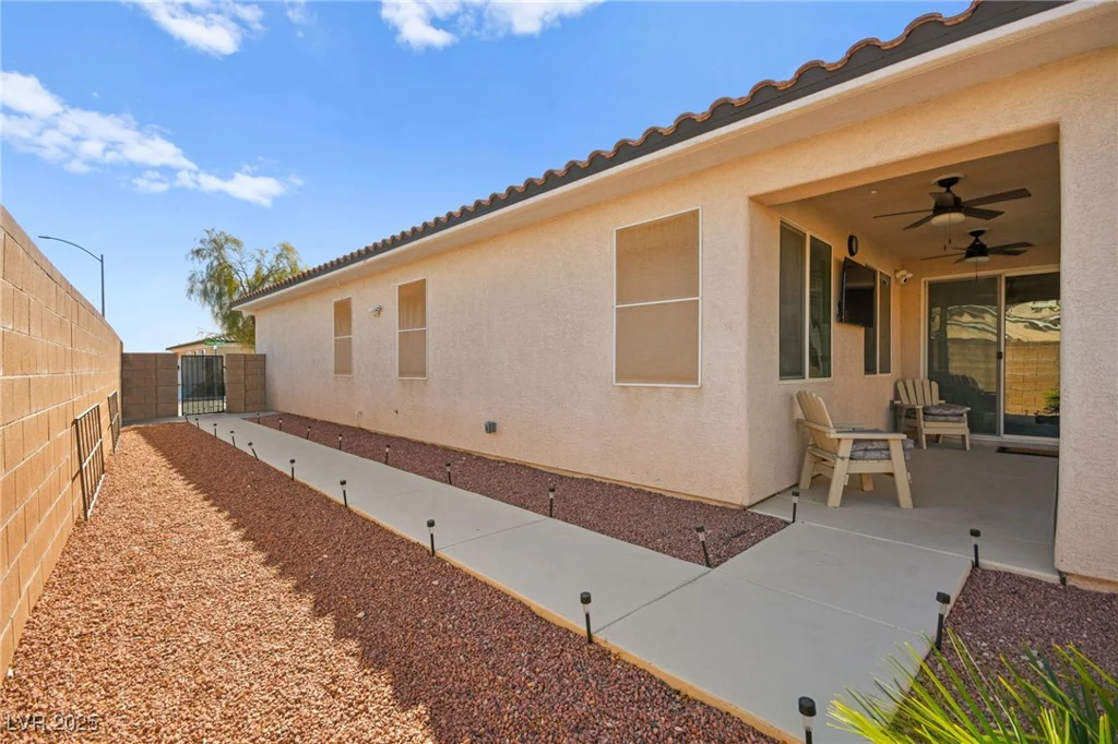 2134 Dillons Cove, Laughlin, NV 89029