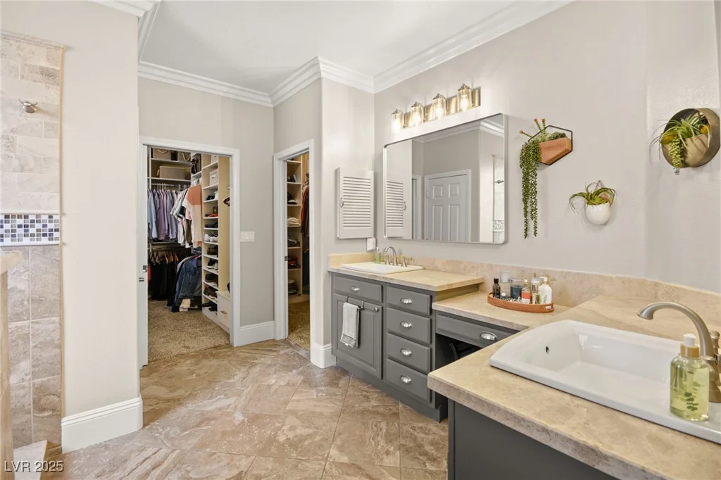 10688 Bonnyhill, Las Vegas, NV 89141