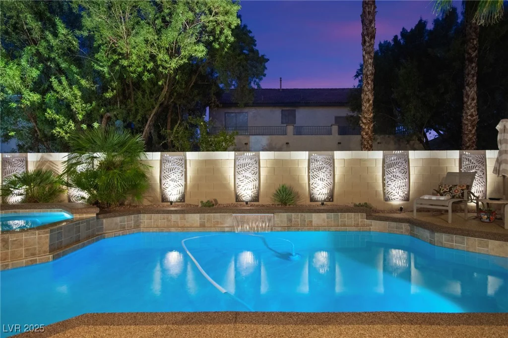 10688 Bonnyhill, Las Vegas, NV 89141