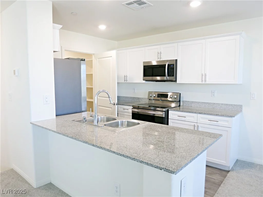 7014 Calico Horizon, North Las Vegas, NV 89086