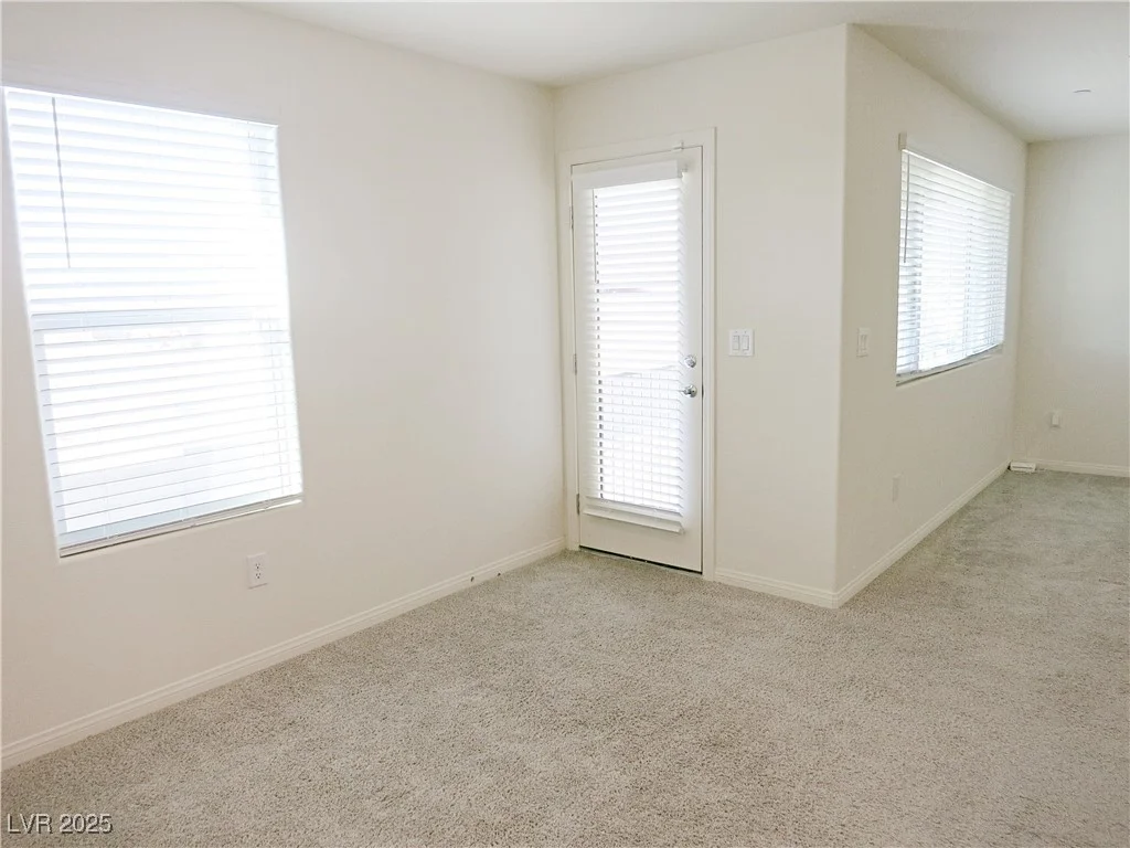 7014 Calico Horizon, North Las Vegas, NV 89086